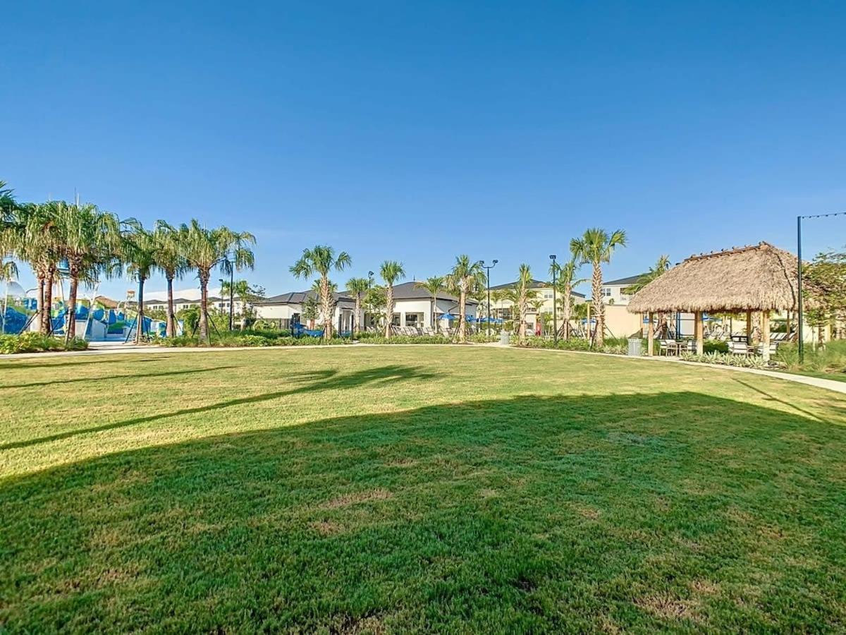 Superb Thematic 2Br Condo With 2 Clubhouses Kissimmee Bagian luar foto