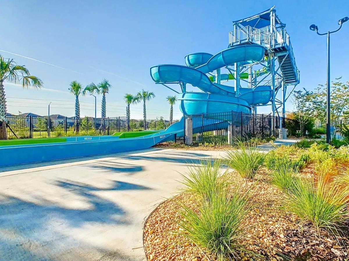 Superb Thematic 2Br Condo With 2 Clubhouses Kissimmee Bagian luar foto