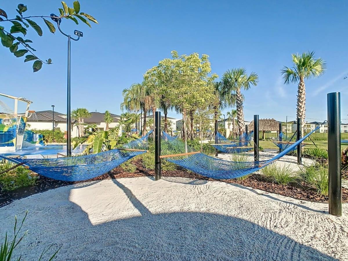 Superb Thematic 2Br Condo With 2 Clubhouses Kissimmee Bagian luar foto